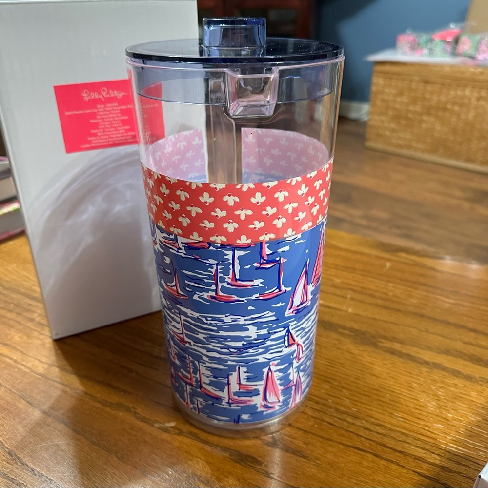 New in Box! Lilly Pulitzer pitcher and 4 glasses!